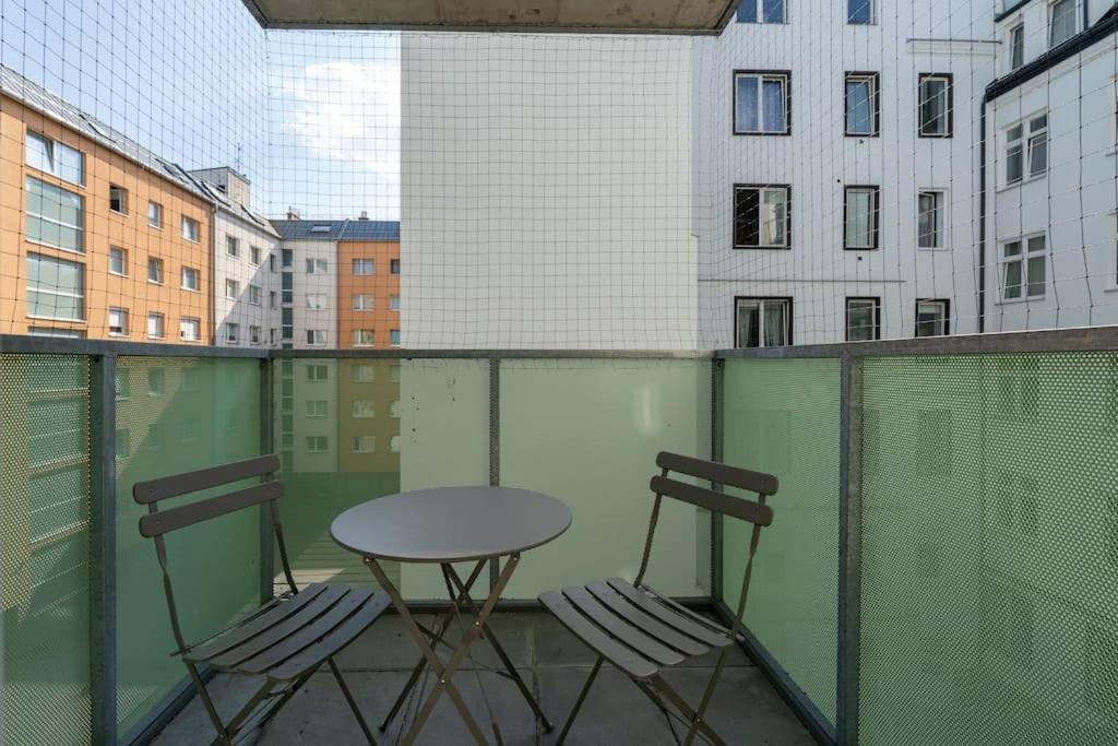 Sunny 1Br Home With Balcony By Hm Wiedeń Zewnętrze zdjęcie